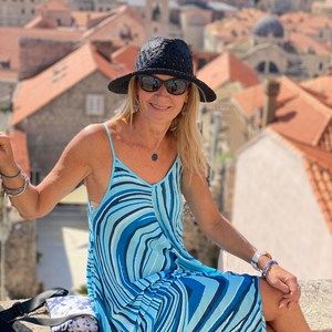 Meet your Posher, Daniela